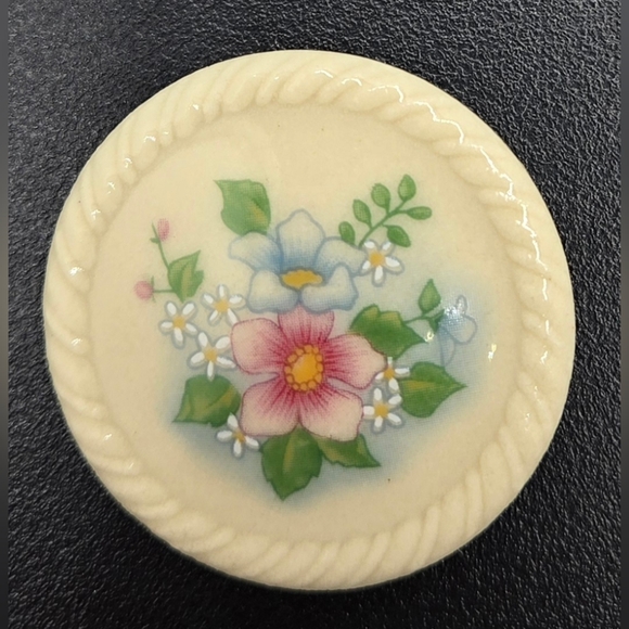 Avon Jewelry - 🌼 Avon Porcelain Brooch Floral Design On Cream Color Background 1.5" Diameter